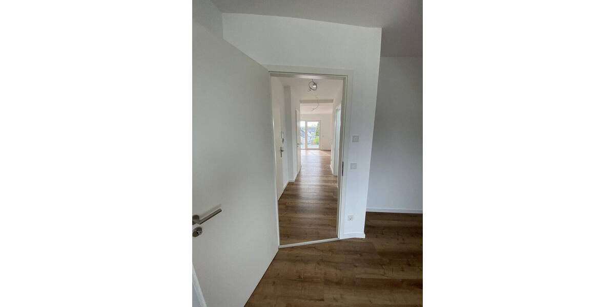 Etagenwohnung Köln Lövenich - 2 Zimmer, 53 m&sup2;, 1.250&euro; | Angebot:26522244