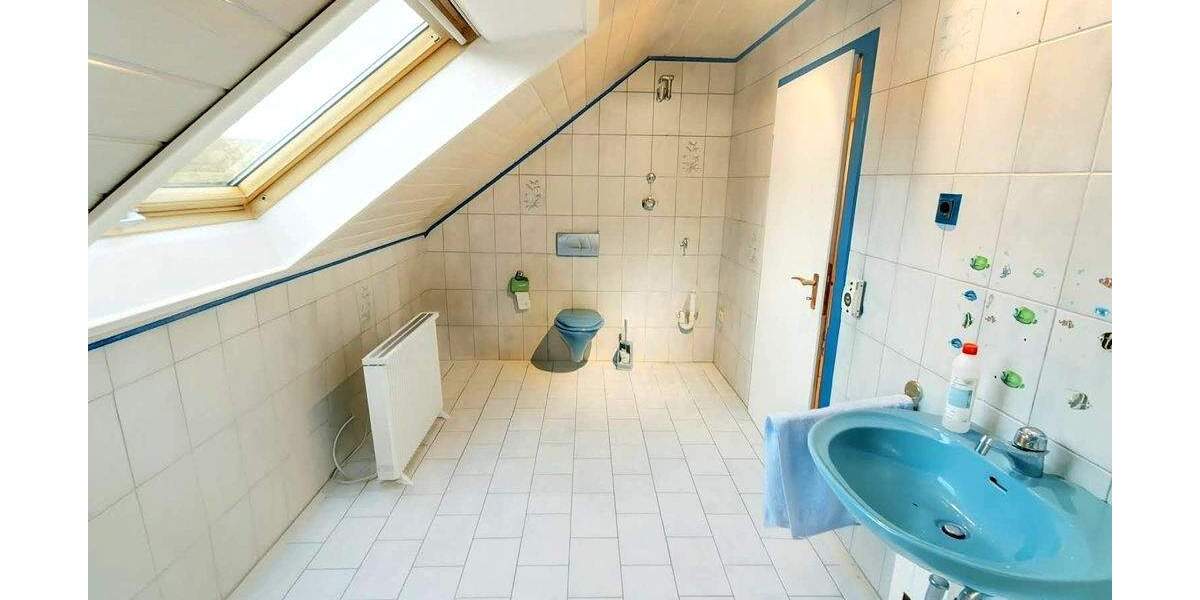 Etagenwohnung Rösrath Hoffnungsthal - 3 Zimmer, 107 m&sup2;, 248.000&euro; | Angebot:25708378