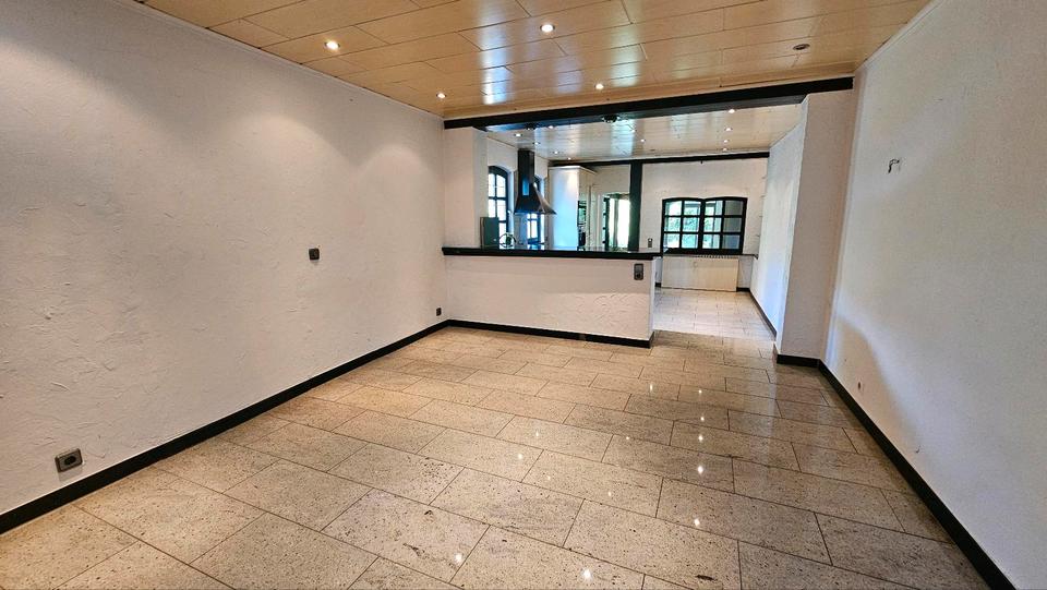 Einfamilienhaus Troisdorf - 8 Zimmer, 230 m&sup2;, 590.000&euro; | Angebot:25861554