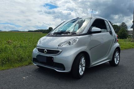 Smart ForTwo 47.115 km 7.899 &euro; Bonn 53229