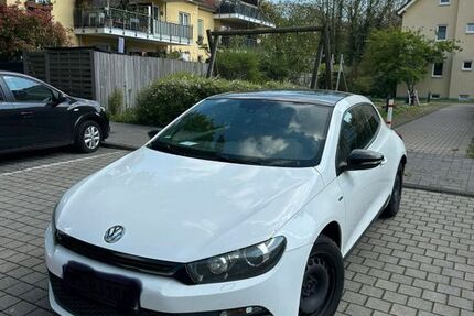 VW Scirocco 125.000 km 7.900 &euro; Köln 50823