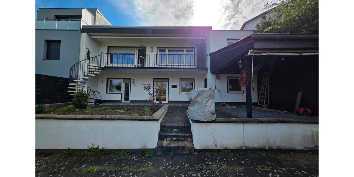 Mehrfamilienhaus, Wohnhaus Bonn Friesdorf - 3 Zimmer, 120 m&sup2;, 1.500&euro; | Angebot:26142578