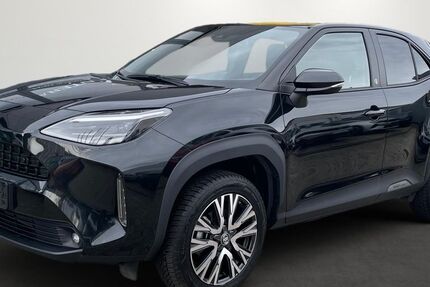 Toyota Yaris Cross 7.450 km 21.990 &euro; Rheinbach 53359