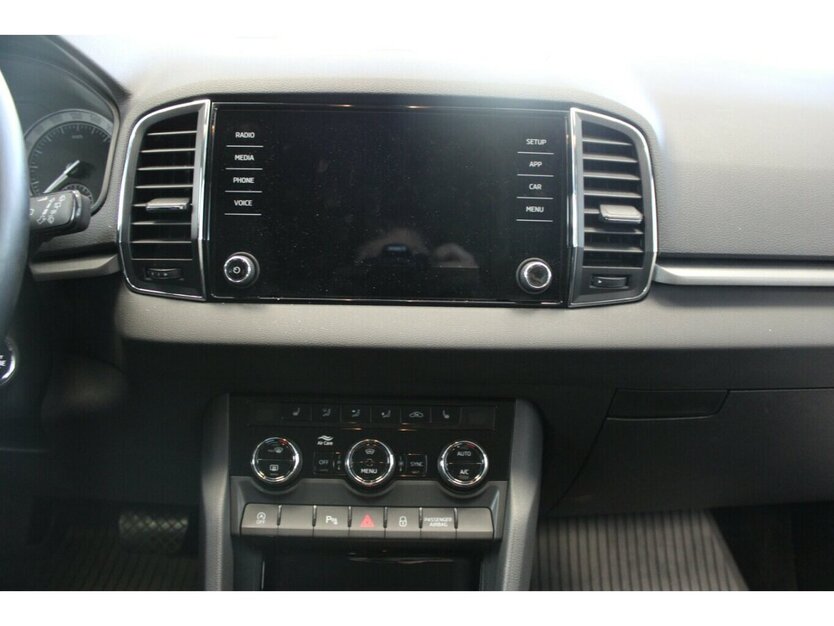 Skoda Karoq 1.5 TSI ACT DS 29.998 km 22.980 € Euskirchen 53881