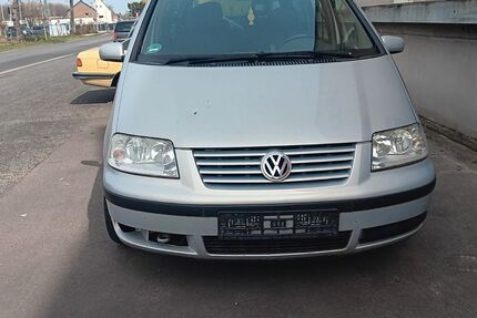 VW Sharan 275.000 km 1.499 &euro; Kuchenheim 53881