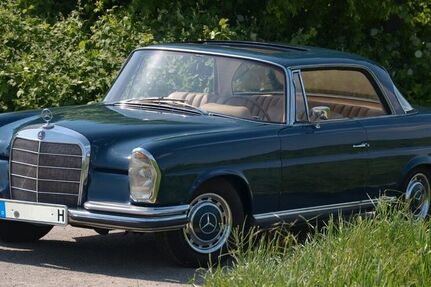 Mercedes 220