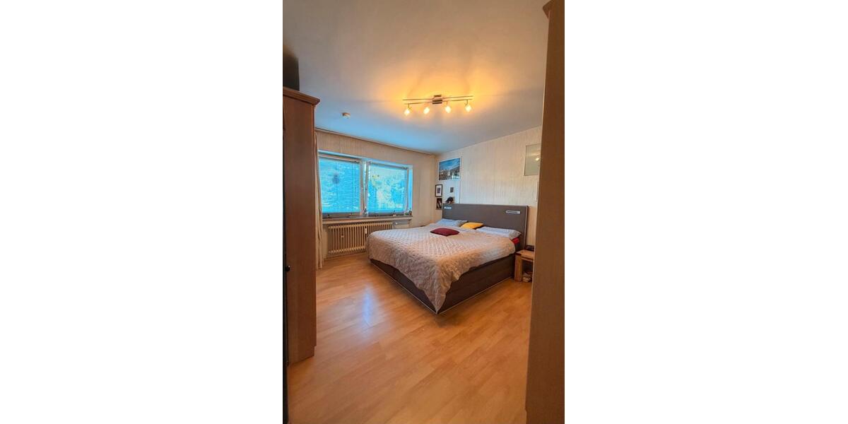Hochparterre Köln Porz - 3 Zimmer, 72 m&sup2;, 240.000&euro; | Angebot:27248465