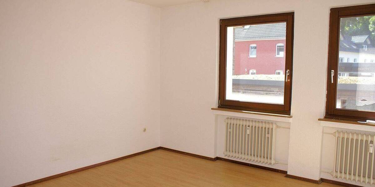 Mehrfamilienhaus, Wohnhaus Ruppichteroth - 9 Zimmer, 279 m&sup2;, 398.000&euro; | Angebot:25742820