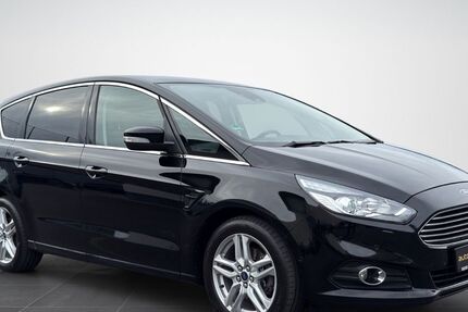 Ford S-Max 149.000 km 15.999 € Köln 50739