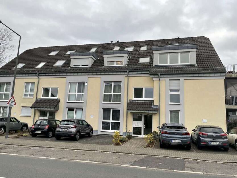 Wohnung zum Kaufen in Köln 299.000 € 70 m² 2 zimmer