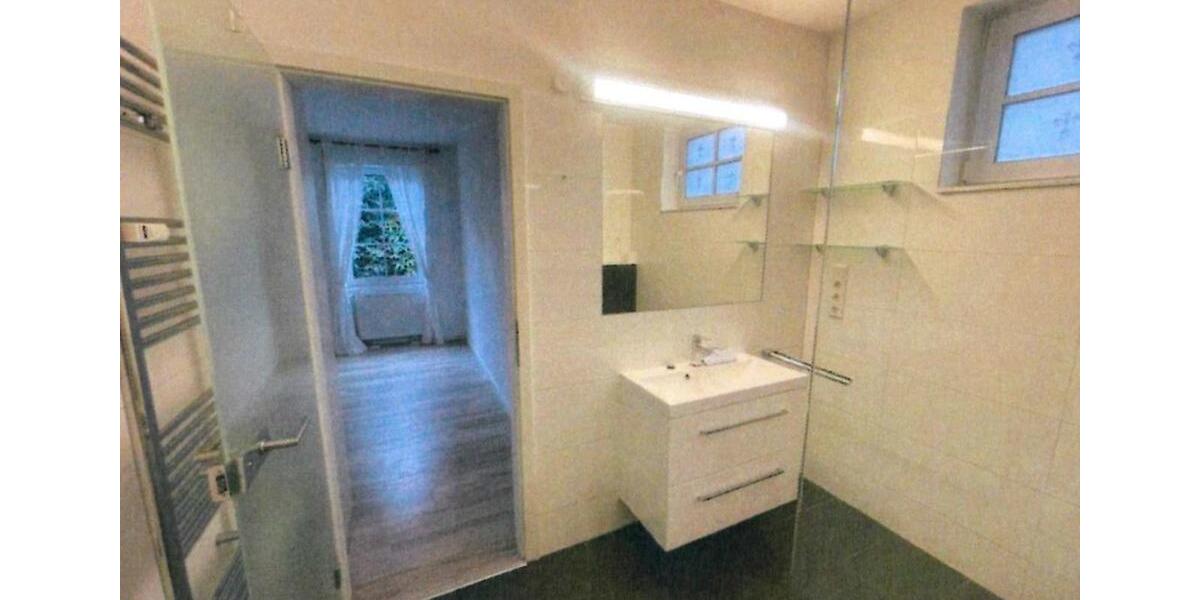 Etagenwohnung Bergisch Gladbach Alt-Frankenforst - 2 Zimmer, 82 m&sup2;, 1.189&euro; | Angebot:25894289