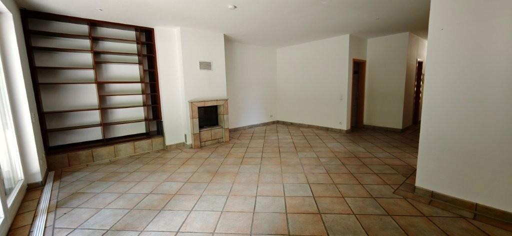 Köln-Junkersdorf, schiclke 3-Zimmer Wohnung mit Kamin, großer Terrasse und TG-Stellplatz - Terrassenwohnung Köln Junkersdorf | Angebot:26181670