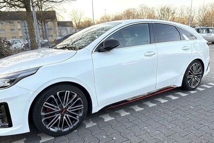 Kia pro ceed / ProCeed 66.000 km 22.900 &euro; Köln 51061