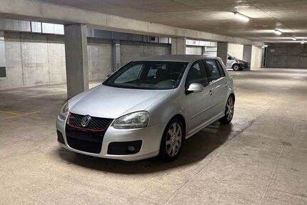 VW Golf 250.000 km 4.999 &euro; Siegburg 53721