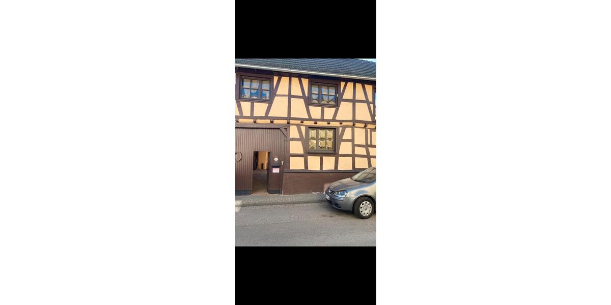 Bauernhaus, Landhaus Bad Neuenahr-Ahrweiler Ahrweiler - 5 Zimmer, 85 m&sup2;, 285.000&euro; | Angebot:25933337