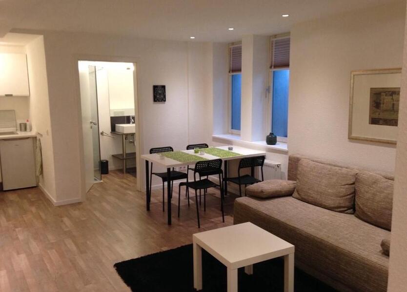Vollmöblierte 1,5-Zimmer Wohnung in Plittersdorf zimmer