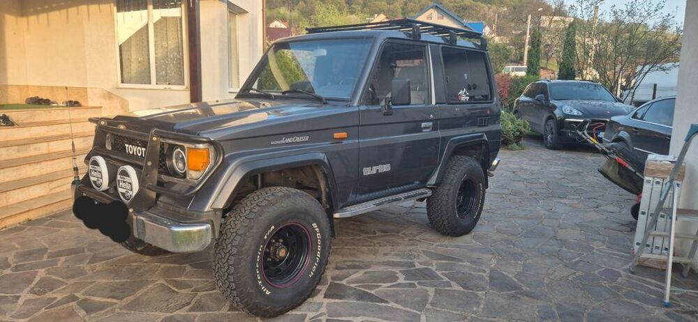 Land Cruiser
