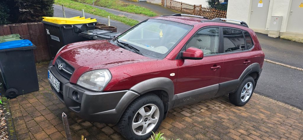 Hyundai TUCSON 156.000 km 2.500 &euro; Bonn 53179