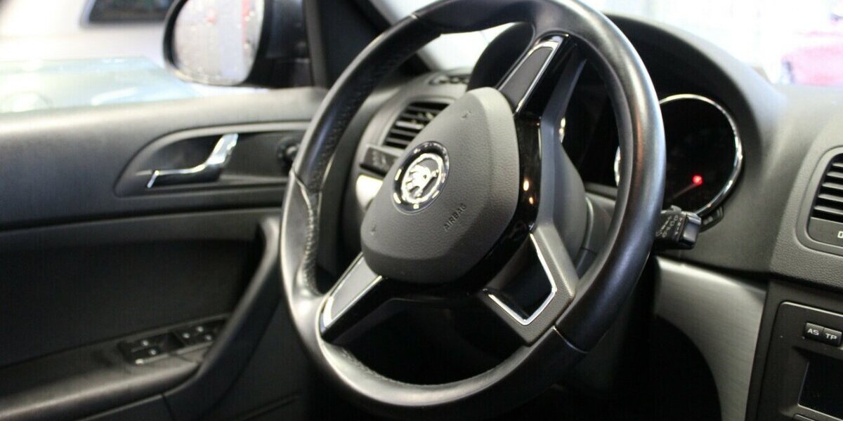 Skoda Yeti 1.2 TSI Ambition - 1.HAND - 82.360 km 10.980 &euro; Euskirchen 53881