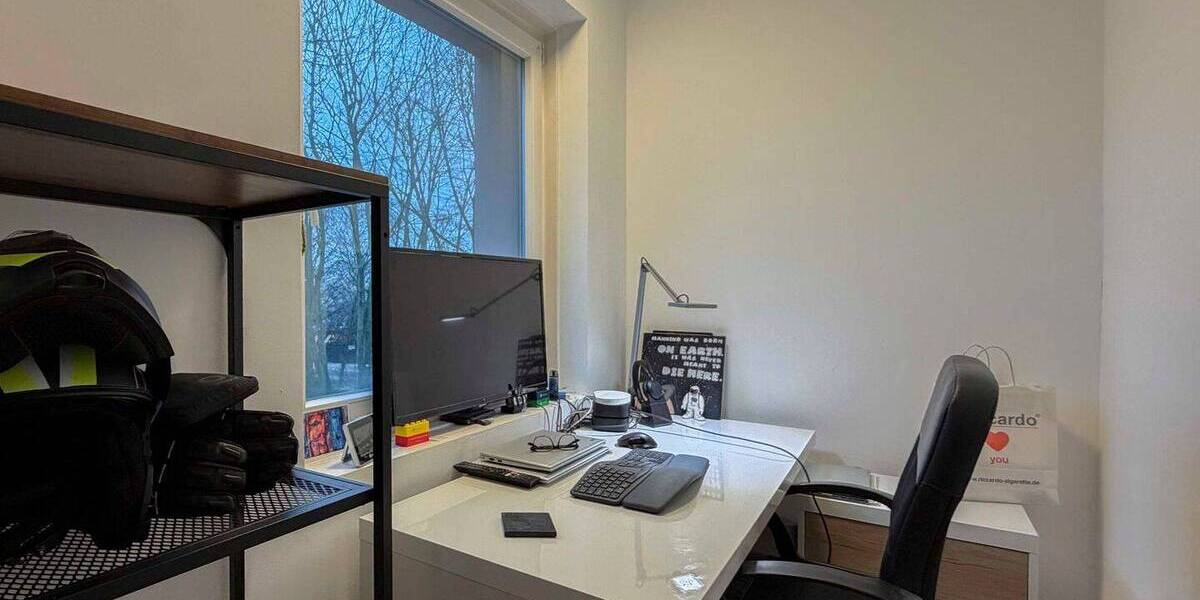 Etagenwohnung Bonn Heiderhof - 3 Zimmer, 84 m&sup2;, 330.000&euro; | Angebot:26129550