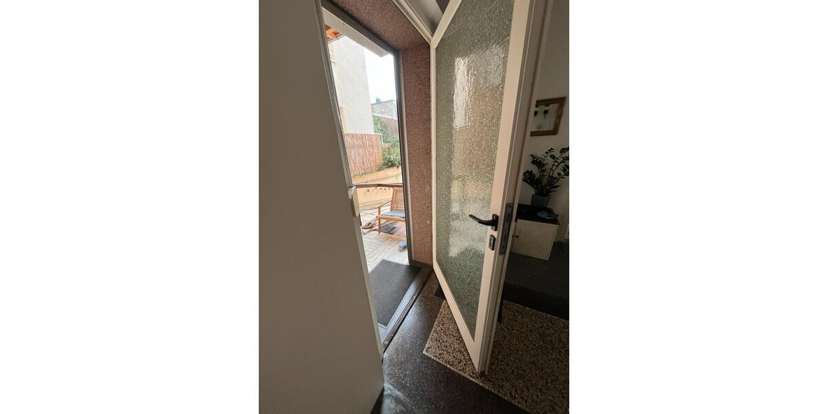 Etagenwohnung Bonn Bad Godesberg - 2 Zimmer, 60 m&sup2;, 1.140&euro; | Angebot:24805912