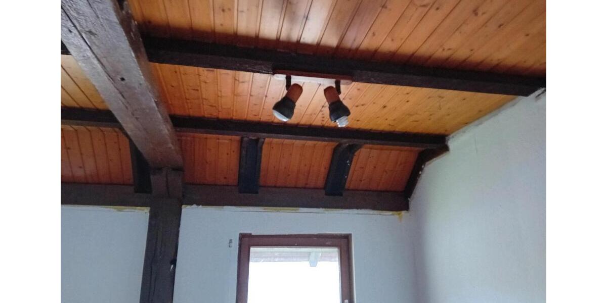 Einfamilienhaus Hennef (Sieg) - 7 Zimmer, 130 m&sup2;, 155.000&euro; | Angebot:24733420