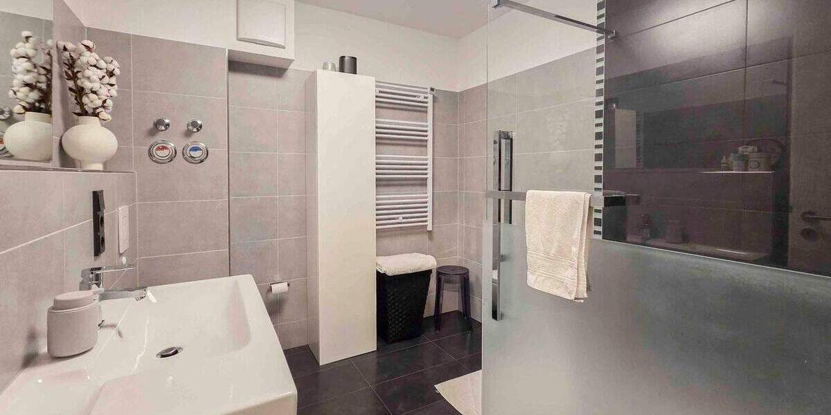 Wohnkomfort in Hürth-Hermülheim: 3-Zimmer-Erdgeschosswohnung mit Terrasse und Tiefgarage 3 zimmer