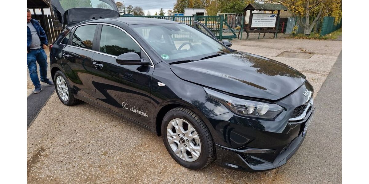 Kia ceed / Ceed 52.000 km 19.800 &euro; Troisdorf 53844