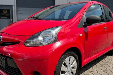Toyota Aygo (X) 88.100 km 4.999 € Bergisch Gladbach 51469