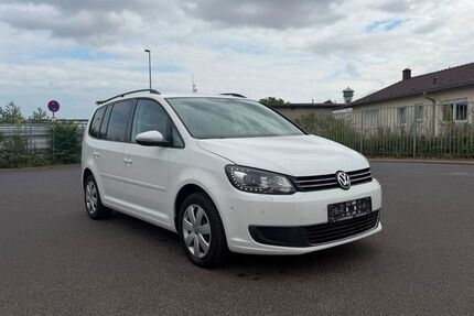 VW Touran 243.000 km 4.990 &euro; Wesseling 50389