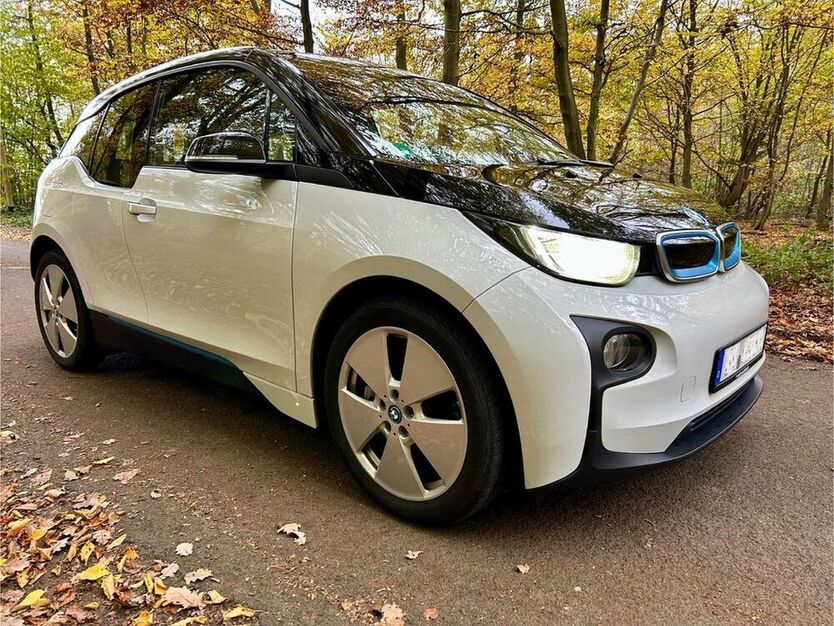 i3