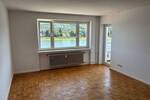 Rheinpromenade! Renovierte 4-Zimmerwohnung mit schickem Duschbad und Loggia