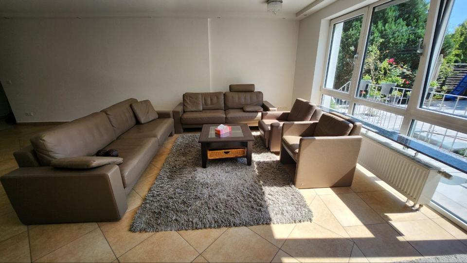 Erdgeschoßwohnung Köln Mülheim - 4 Zimmer, 130 m&sup2;, 2.000&euro; | Angebot:25887308