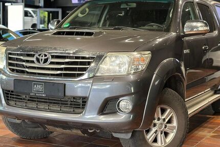 Toyota Hilux 371.220 km 15.750 &euro; Bonn 53177