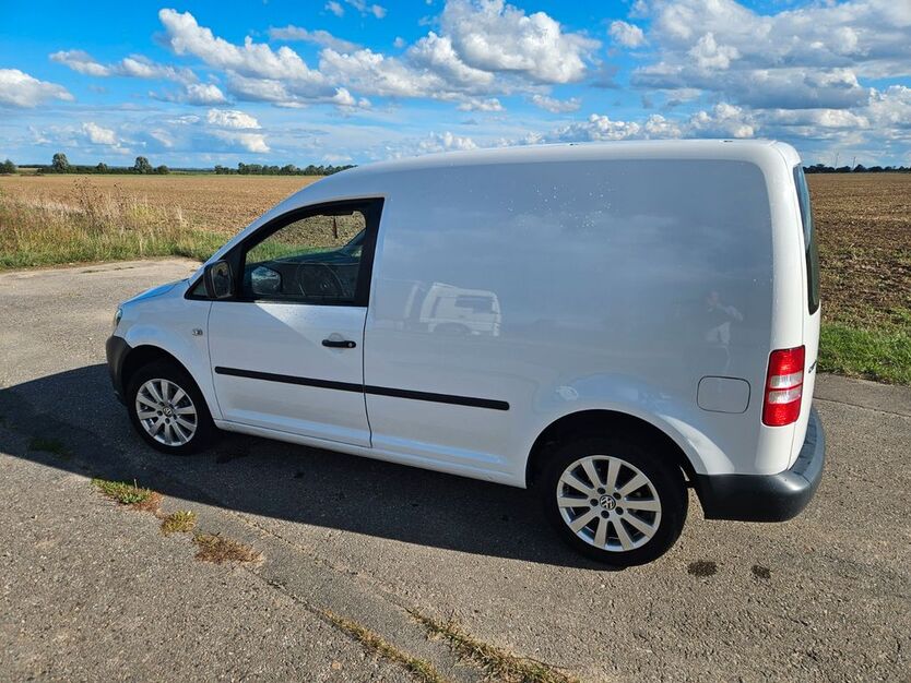 VW Caddy 152.000 km 7.300 € Nörvenich 52388
