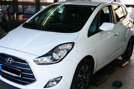 Hyundai ix20 52.066 km 8.950 € Köln 51103