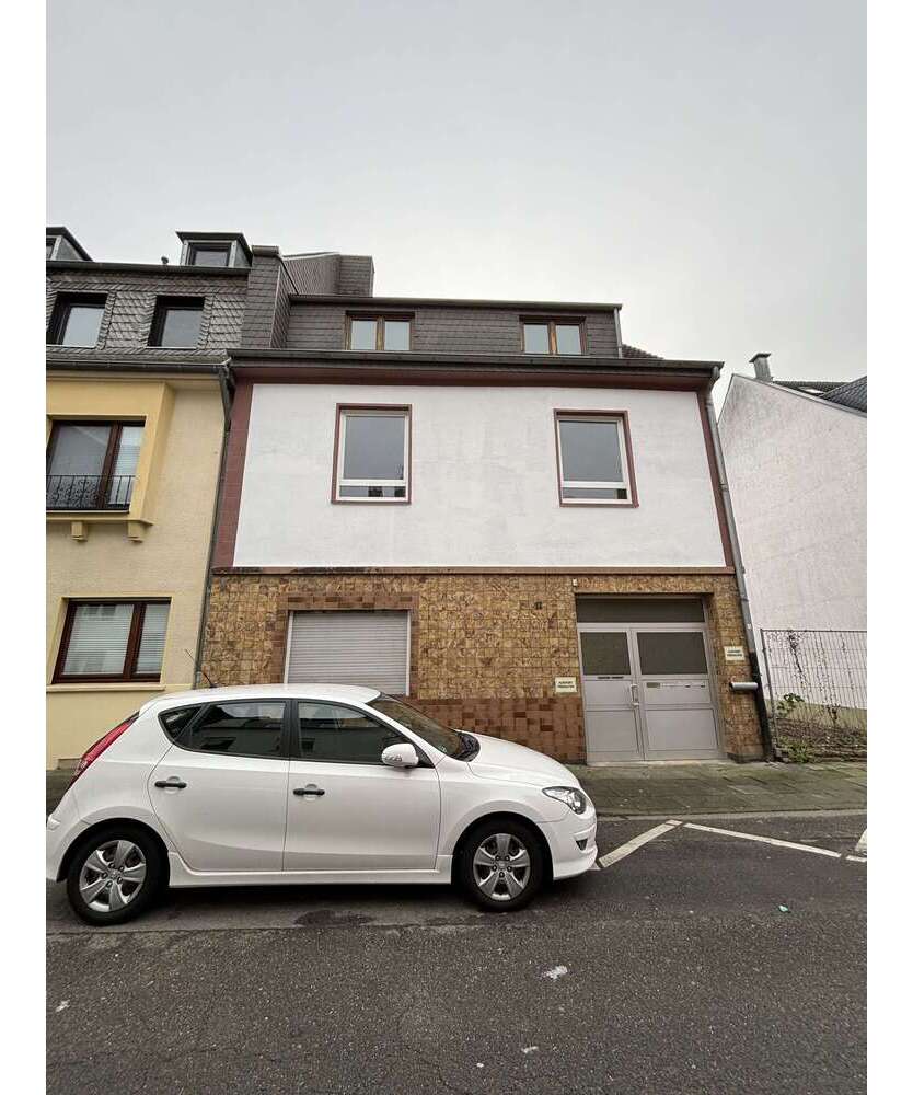 Haus zum Kaufen in Köln 499.000 € 216.81 m²
