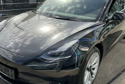 Tesla Model 3 50.831 km 28.000 &euro; Eitorf 53783