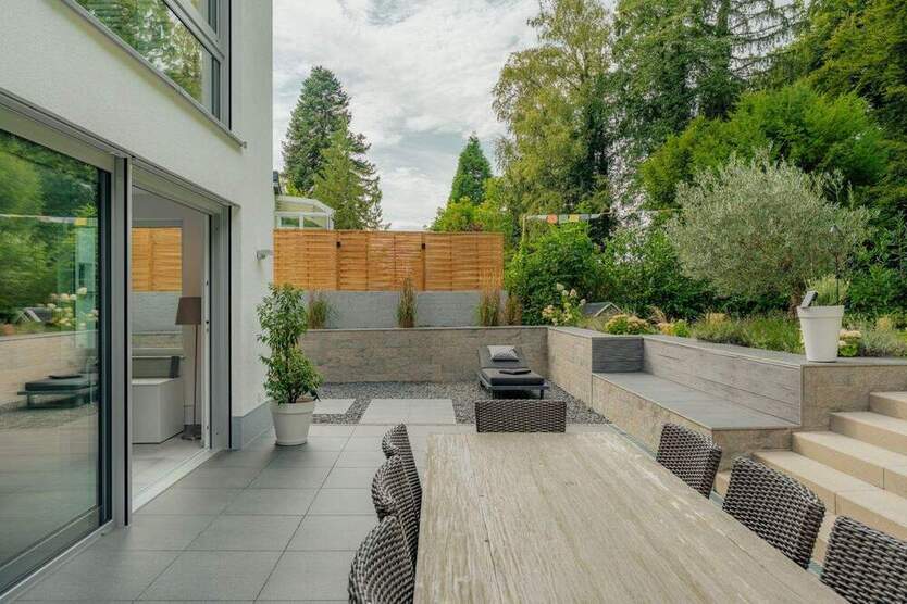 Architektonisches Juwel mit Spa und Smart-Home-Komfort - stilvolles Familienleben in BGL-Nußbaum 6 zimmer