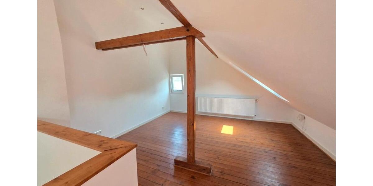 Doppelhaushälfte Köln Mülheim - 7 Zimmer, 145 m&sup2;, 2.400&euro; | Angebot:25157905