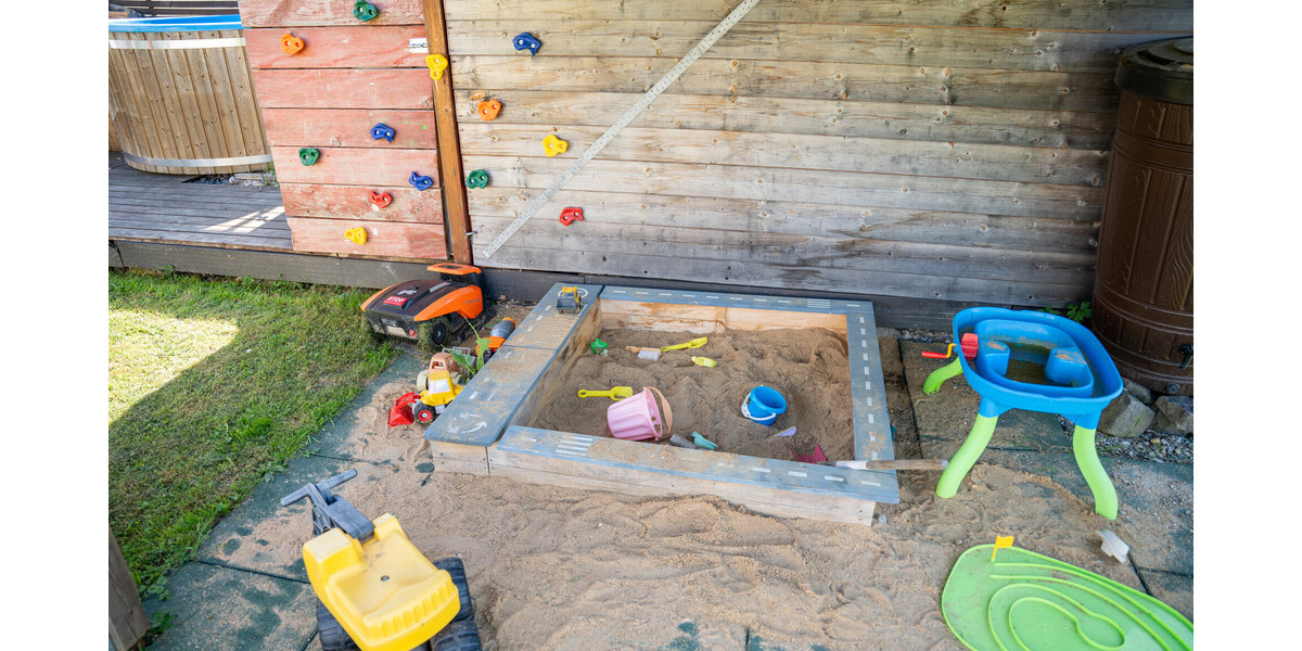 Moderne Erdgeschosswohnung mit Sauna & Garten 3 zimmer