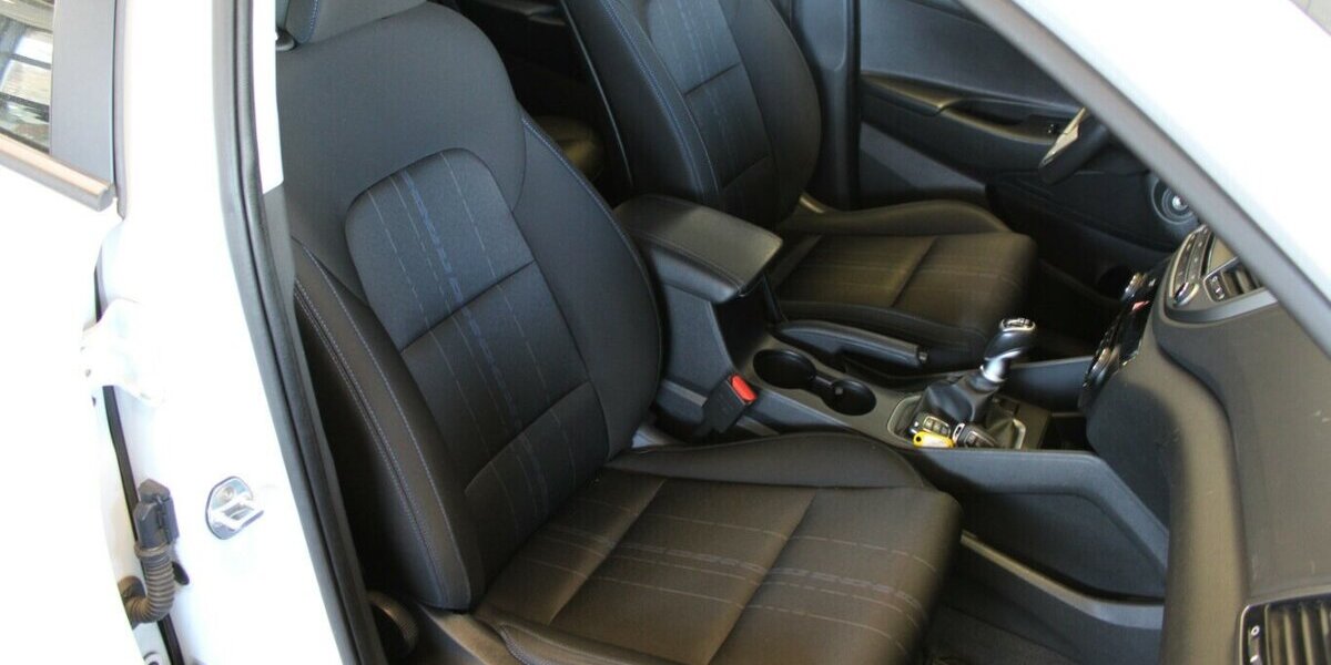 Hyundai Tucson Blue 1.6 GDI 2WD - Navi - 111.482 km 12.980 &euro; Euskirchen 53881