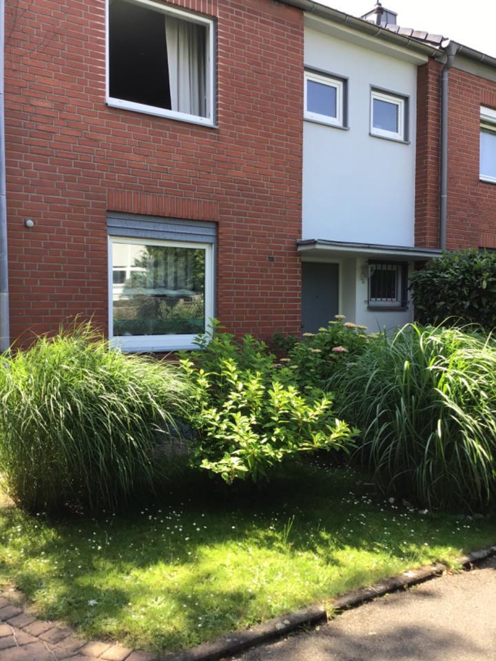 Reihenendhaus mit viel Grün