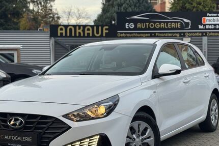 Hyundai i30 60.193 km 14.850 € Köln 51109