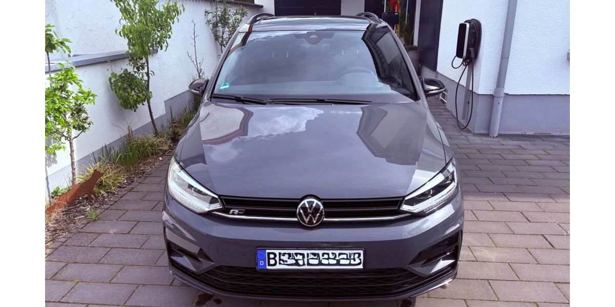 VW Touran 4.000 km 42.500 &euro; Brühl 50321