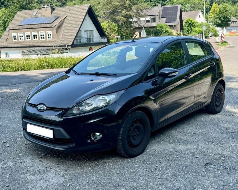 Ford Fiesta 350.000 km 2.500 € Overath 51491