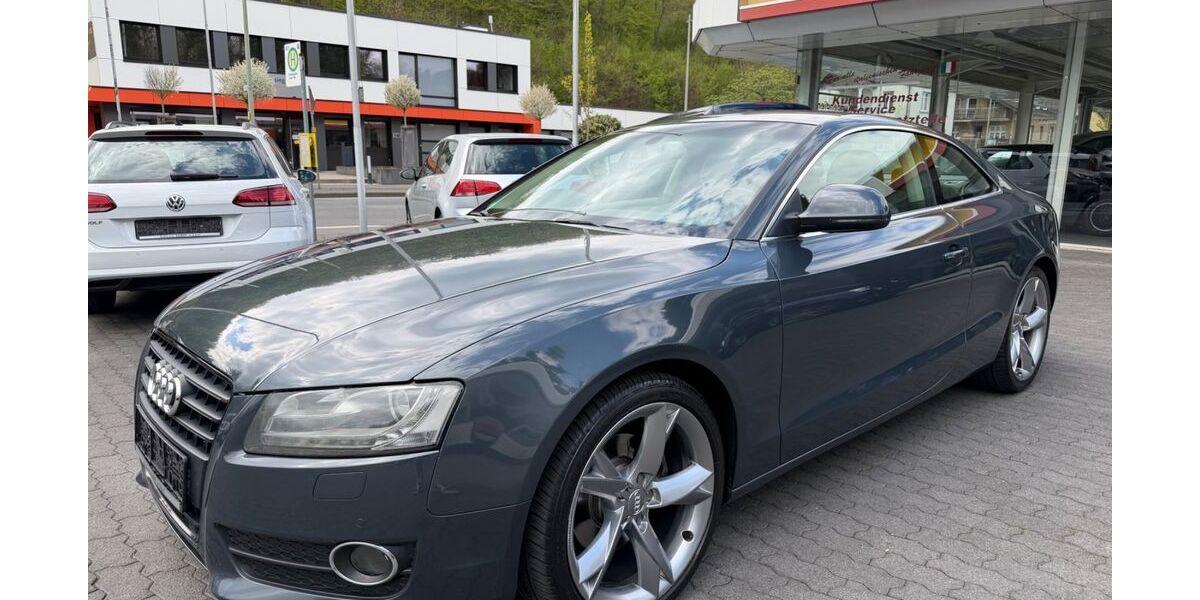 Audi A5 176.000 km 7.990 &euro; Eitorf 53783