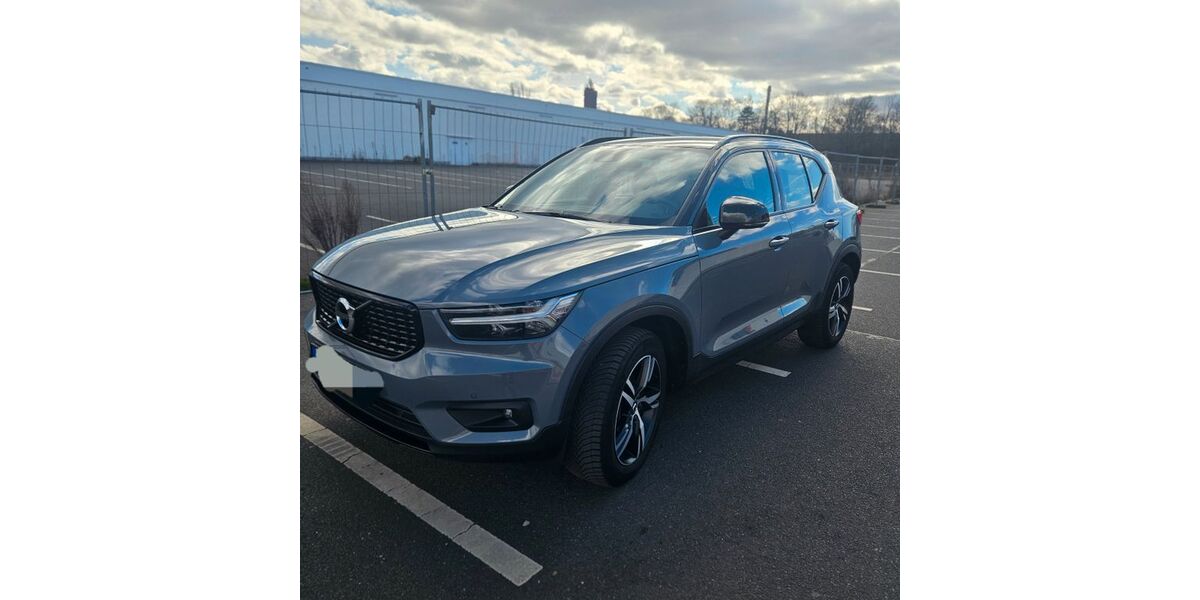 Volvo XC40 57.000 km 23.900 &euro; Köln 51145