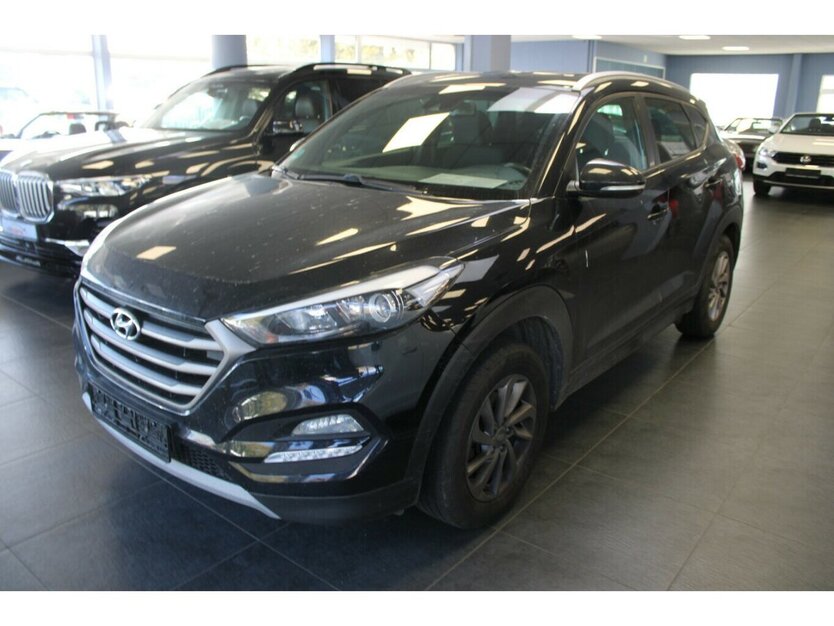 Hyundai Tucson blue 1.6 GDI 2WD Passion - AHK - 122.940 km 12.980 € Euskirchen 53881