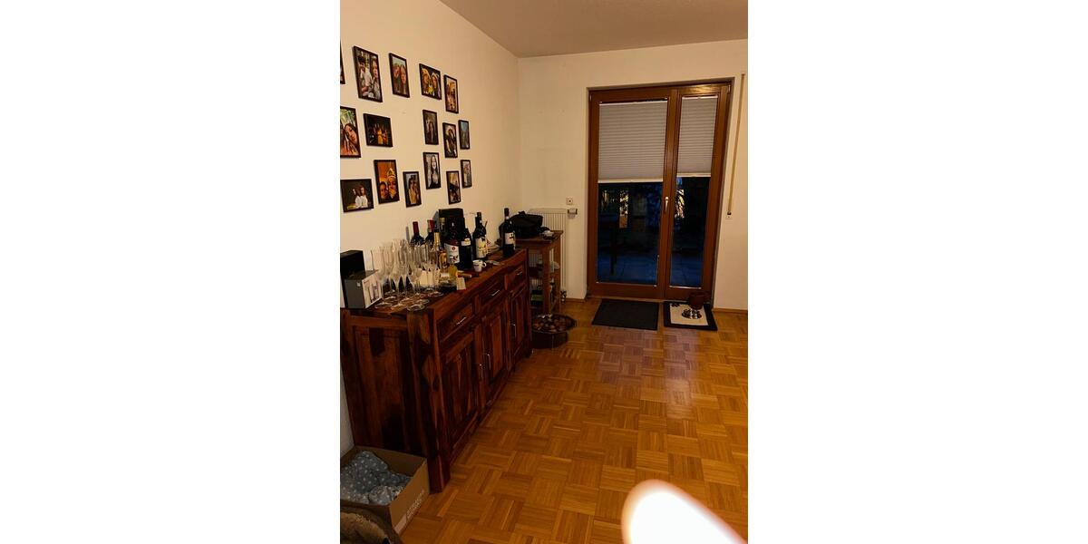 Erdgeschoßwohnung Bonn Gielgen - 3 Zimmer, 100 m&sup2;, 1.700&euro; | Angebot:24693694